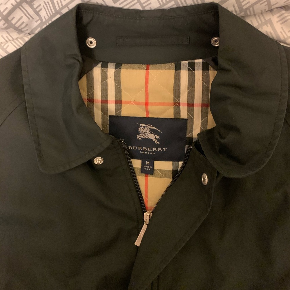 Men’s Burberry rain jacket
